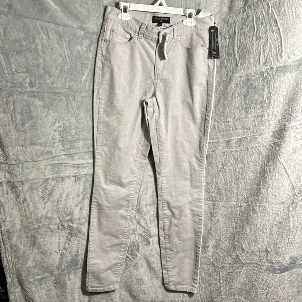 Banana Republic cords women light gray nwt size 2 skinny pants 26 corduroy pants